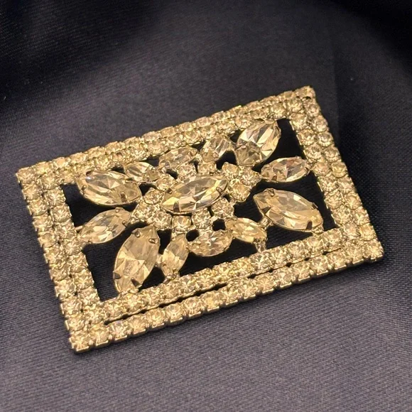 1950s GLAMOUR! Large Rectangular Marquise Rhinestone Brooch - Picture 4 of 16